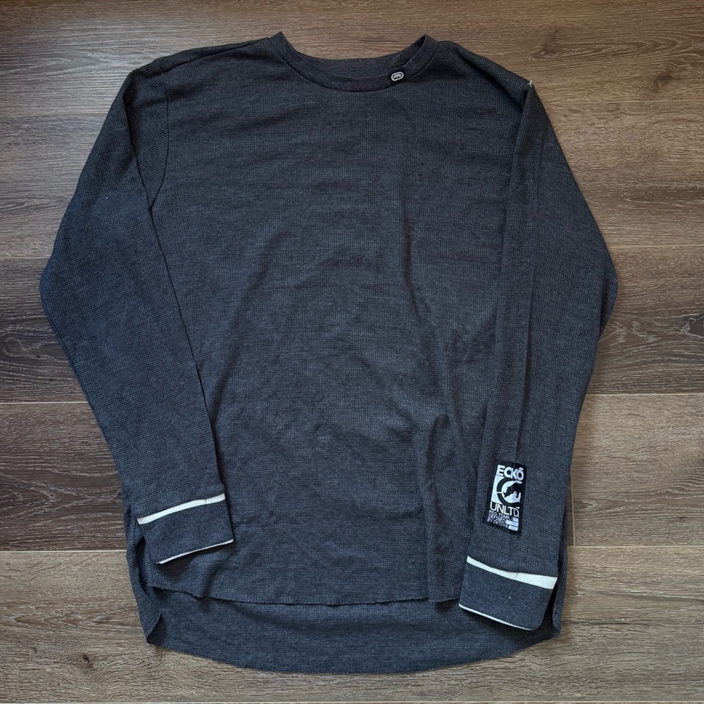 Y2K ecko untld grey thermal long sleeve